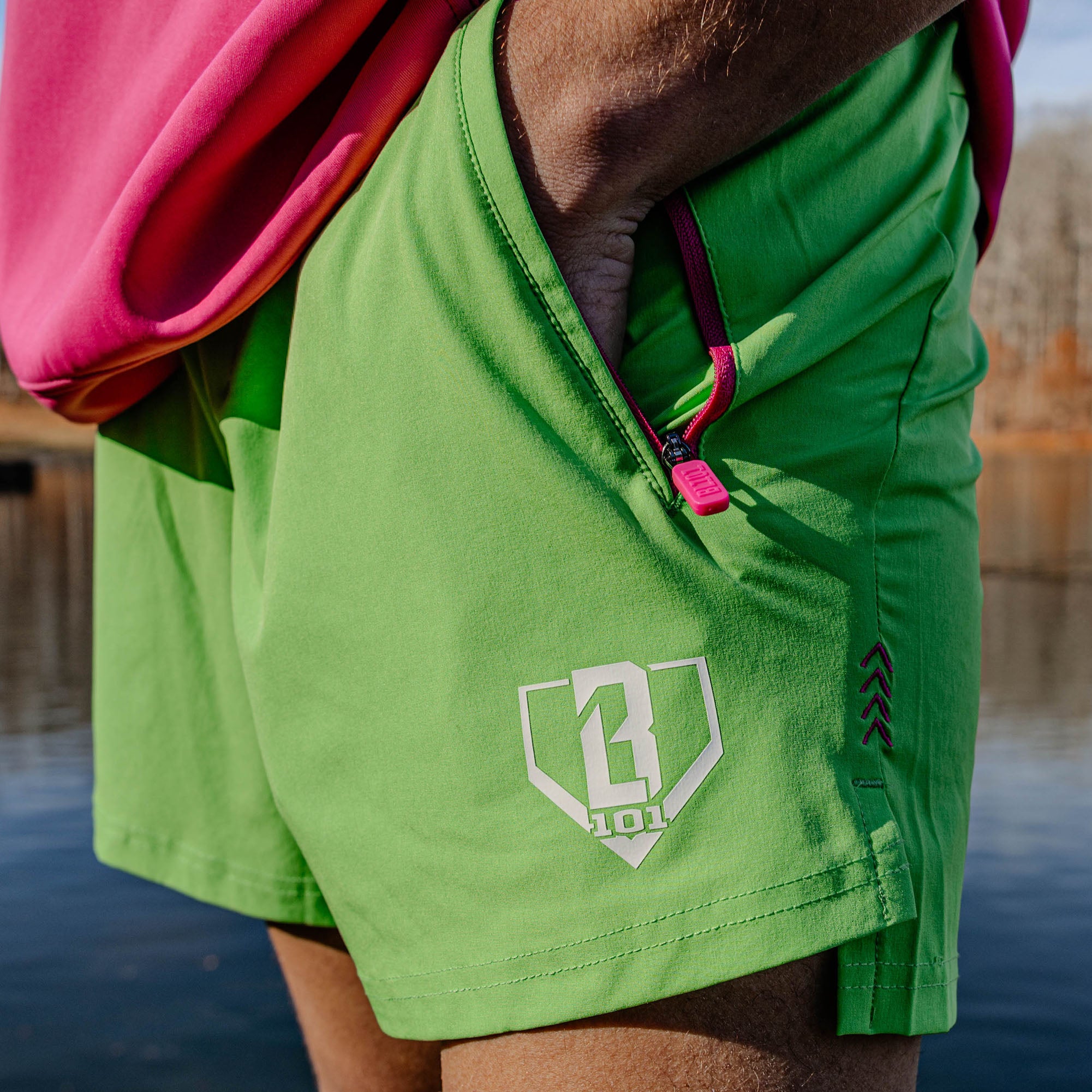 Realtree Pro Series Shorts V2 with Liner - Green/Aspect-Pink - Image 4