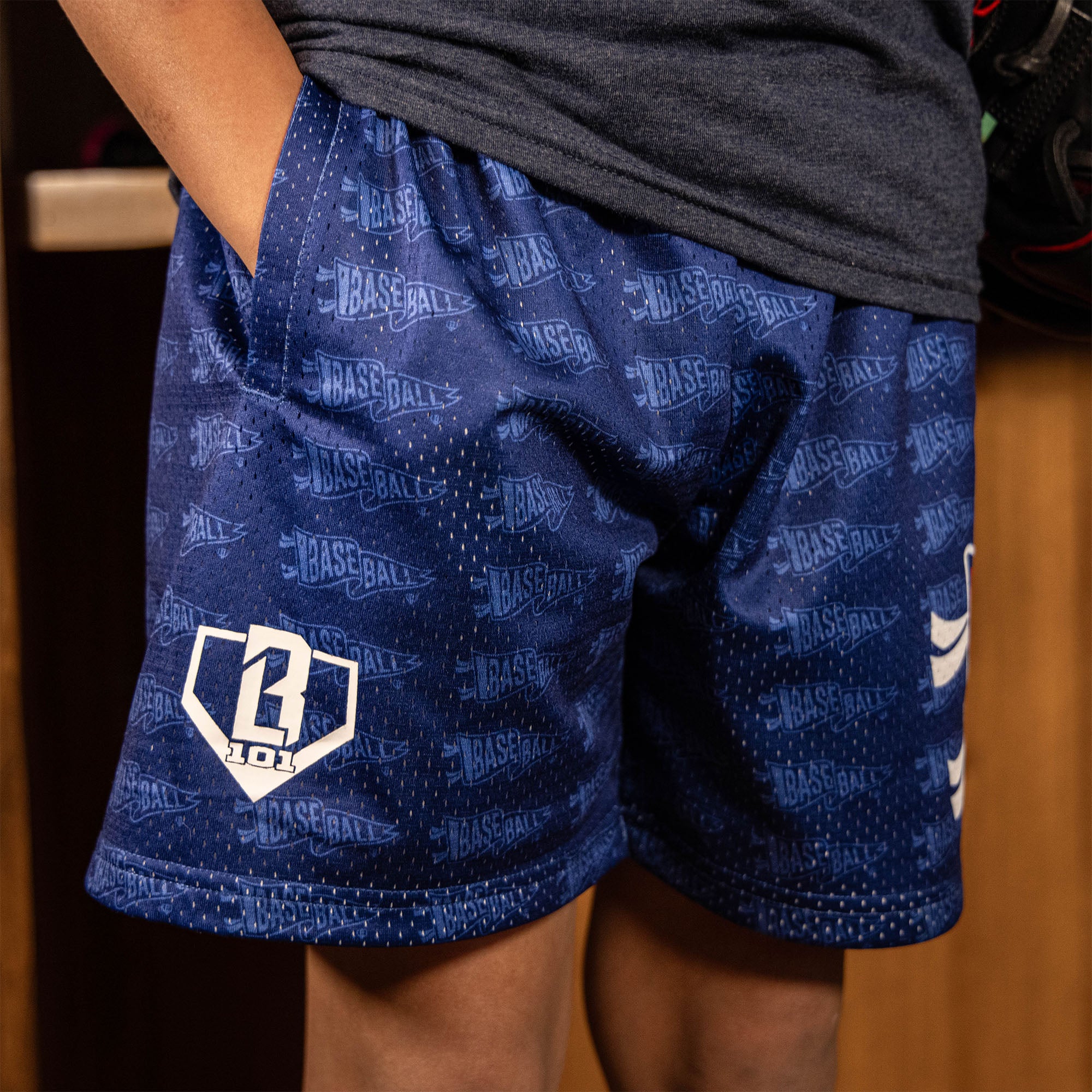 Pennant Shorts - USA - Image 5