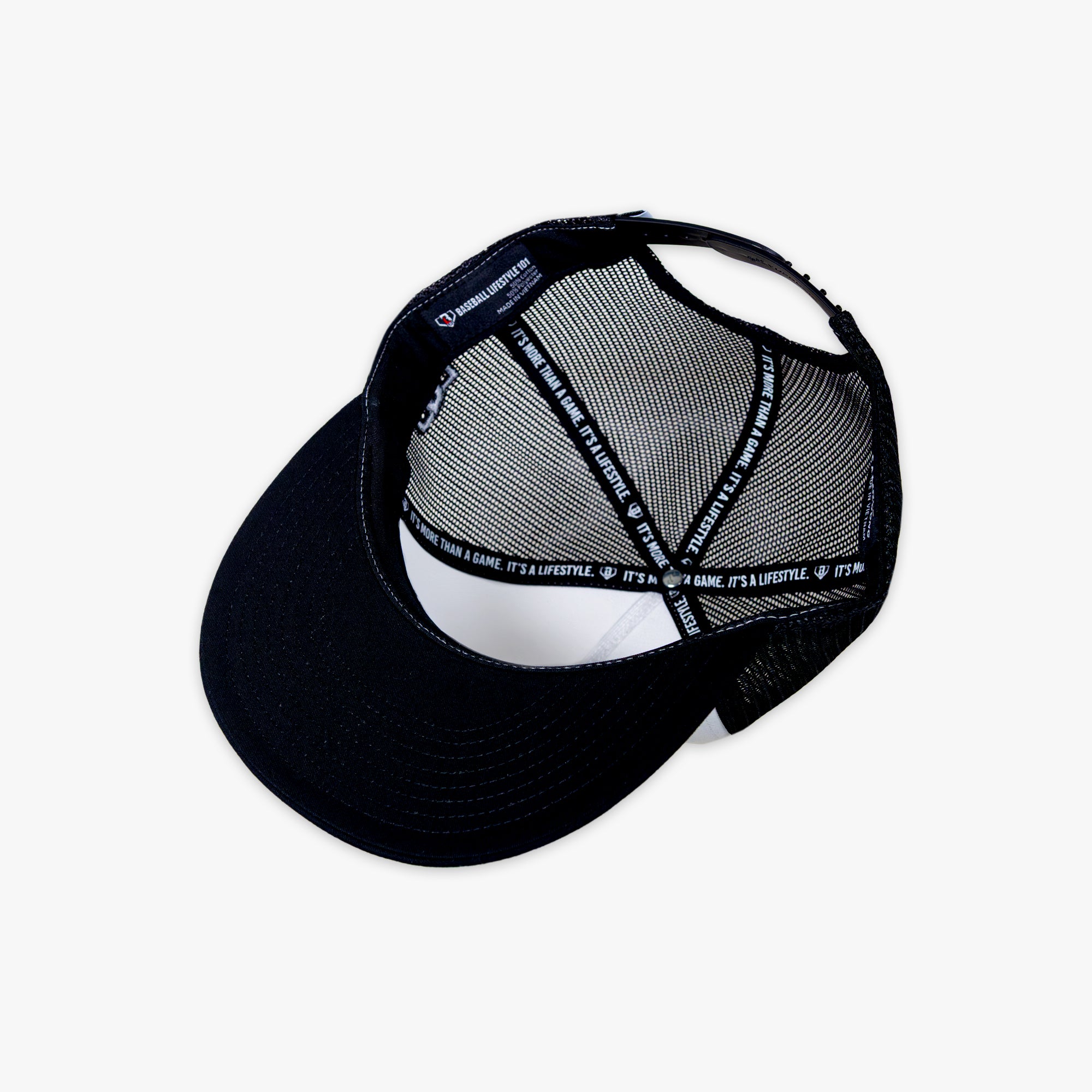 Signature Mesh Off Field Snapback Hat - White/Black - Image 2